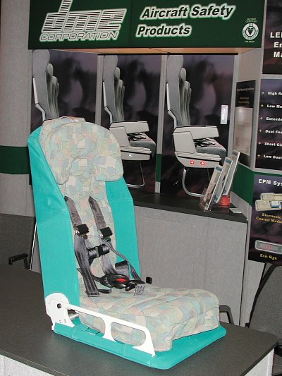 DME CRS-2000 PlaneSeat - toddler set-up