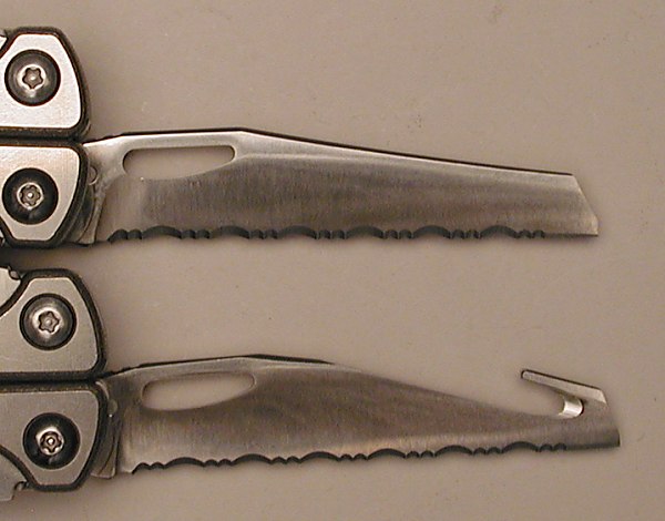 Serrated Blades - Charge Ti (top), XTi (bottom)